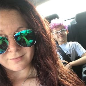 Meet your Posher, Jessica